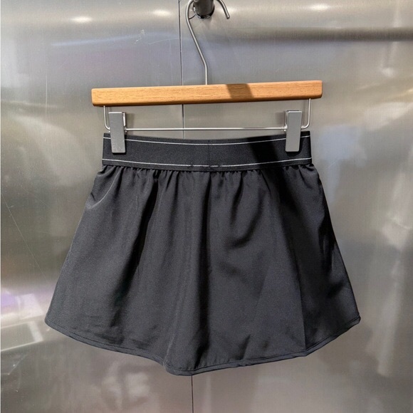 ALO Yoga Black Mini Skirt - Picture 2 of 2